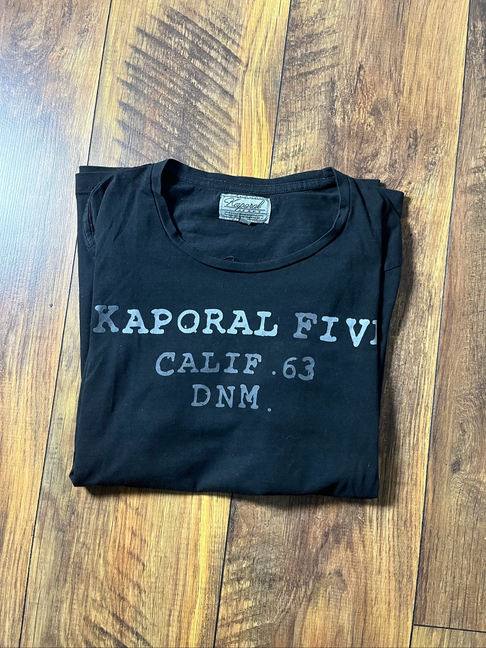 Vintage embossed logo black t-shirt - Kaporal - size L - good condition – photo 9